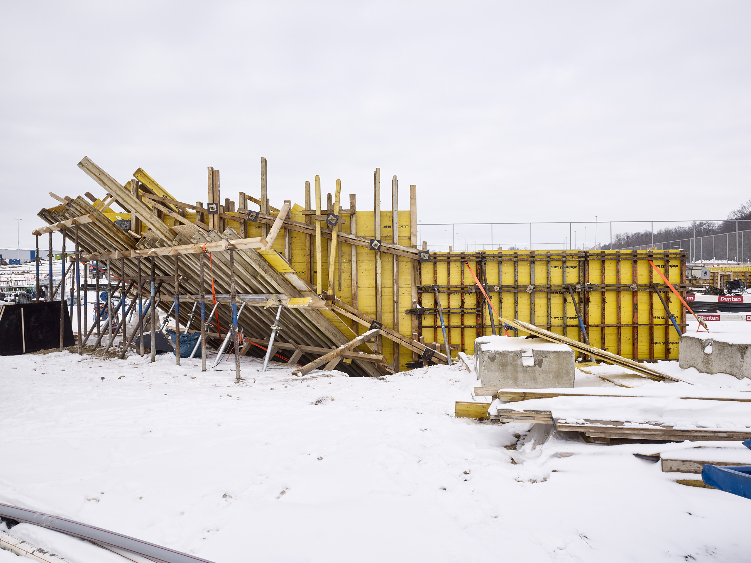 Stade de la Tuilière, Lausanne